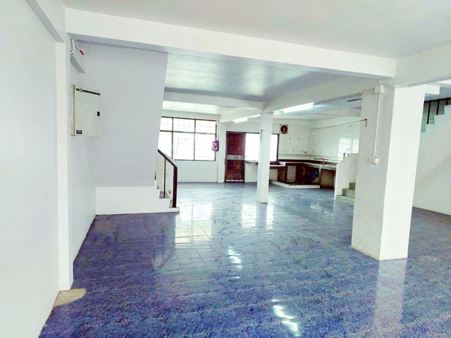 ประกาศฟรี! ซื้อ-ขาย-เช่า คอนโด บ้าน ทาวน์โฮม ที่ดิน และพื้นที่เชิงพาณิชย์ทั่วประเทศไทย ทุกทำเล ทุกงบประมาณ ไม่มีค่าใช้จ่าย ลงง่าย ขายไว เข้าถึงผู้ซื้อโดยตรง 5 250993pic4.jpg