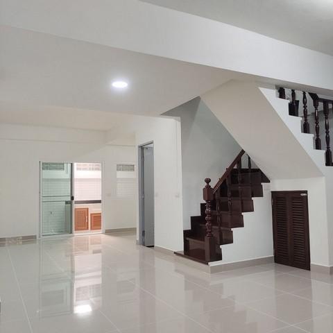 ประกาศฟรี! ซื้อ-ขาย-เช่า คอนโด บ้าน ทาวน์โฮม ที่ดิน และพื้นที่เชิงพาณิชย์ทั่วประเทศไทย ทุกทำเล ทุกงบประมาณ ไม่มีค่าใช้จ่าย ลงง่าย ขายไว เข้าถึงผู้ซื้อโดยตรง 5 273483pic4.jpg