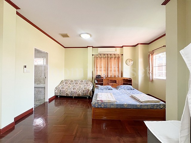 ประกาศฟรี! ซื้อ-ขาย-เช่า คอนโด บ้าน ทาวน์โฮม ที่ดิน และพื้นที่เชิงพาณิชย์ทั่วประเทศไทย ทุกทำเล ทุกงบประมาณ ไม่มีค่าใช้จ่าย ลงง่าย ขายไว เข้าถึงผู้ซื้อโดยตรง 5 230075pic4.jpg