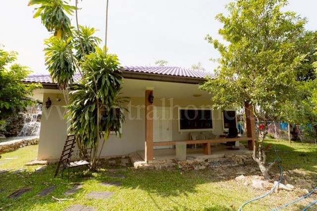 ประกาศฟรี! ซื้อ-ขาย-เช่า คอนโด บ้าน ทาวน์โฮม ที่ดิน และพื้นที่เชิงพาณิชย์ทั่วประเทศไทย ทุกทำเล ทุกงบประมาณ ไม่มีค่าใช้จ่าย ลงง่าย ขายไว เข้าถึงผู้ซื้อโดยตรง 5 250037pic4.jpg