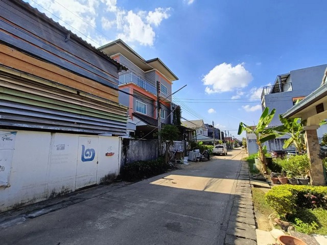 ประกาศฟรี! ซื้อ-ขาย-เช่า คอนโด บ้าน ทาวน์โฮม ที่ดิน และพื้นที่เชิงพาณิชย์ทั่วประเทศไทย ทุกทำเล ทุกงบประมาณ ไม่มีค่าใช้จ่าย ลงง่าย ขายไว เข้าถึงผู้ซื้อโดยตรง 4 250028pic3.jpg