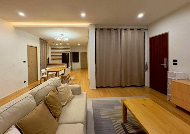 ประกาศฟรี! ซื้อ-ขาย-เช่า คอนโด บ้าน ทาวน์โฮม ที่ดิน และพื้นที่เชิงพาณิชย์ทั่วประเทศไทย ทุกทำเล ทุกงบประมาณ ไม่มีค่าใช้จ่าย ลงง่าย ขายไว เข้าถึงผู้ซื้อโดยตรง 4 251583pic3.jpg