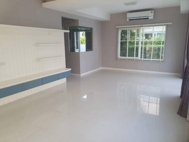 ประกาศฟรี! ซื้อ-ขาย-เช่า คอนโด บ้าน ทาวน์โฮม ที่ดิน และพื้นที่เชิงพาณิชย์ทั่วประเทศไทย ทุกทำเล ทุกงบประมาณ ไม่มีค่าใช้จ่าย ลงง่าย ขายไว เข้าถึงผู้ซื้อโดยตรง 4 314609pic3.jpg