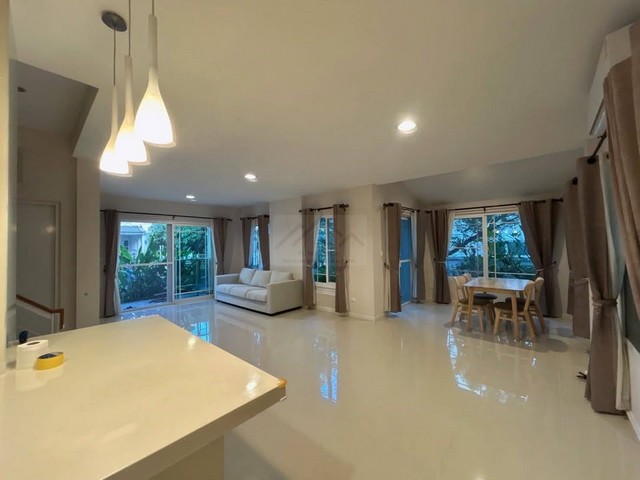 ประกาศฟรี! ซื้อ-ขาย-เช่า คอนโด บ้าน ทาวน์โฮม ที่ดิน และพื้นที่เชิงพาณิชย์ทั่วประเทศไทย ทุกทำเล ทุกงบประมาณ ไม่มีค่าใช้จ่าย ลงง่าย ขายไว เข้าถึงผู้ซื้อโดยตรง 4 513120pic3.jpg