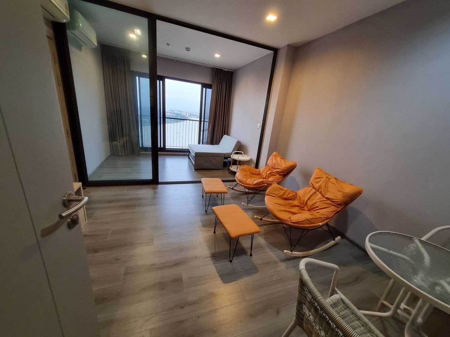 ประกาศฟรี! ซื้อ-ขาย-เช่า คอนโด บ้าน ทาวน์โฮม ที่ดิน และพื้นที่เชิงพาณิชย์ทั่วประเทศไทย ทุกทำเล ทุกงบประมาณ ไม่มีค่าใช้จ่าย ลงง่าย ขายไว เข้าถึงผู้ซื้อโดยตรง 4 314541pic3.jpg