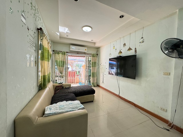 ประกาศฟรี! ซื้อ-ขาย-เช่า คอนโด บ้าน ทาวน์โฮม ที่ดิน และพื้นที่เชิงพาณิชย์ทั่วประเทศไทย ทุกทำเล ทุกงบประมาณ ไม่มีค่าใช้จ่าย ลงง่าย ขายไว เข้าถึงผู้ซื้อโดยตรง 5 314640pic4.jpg