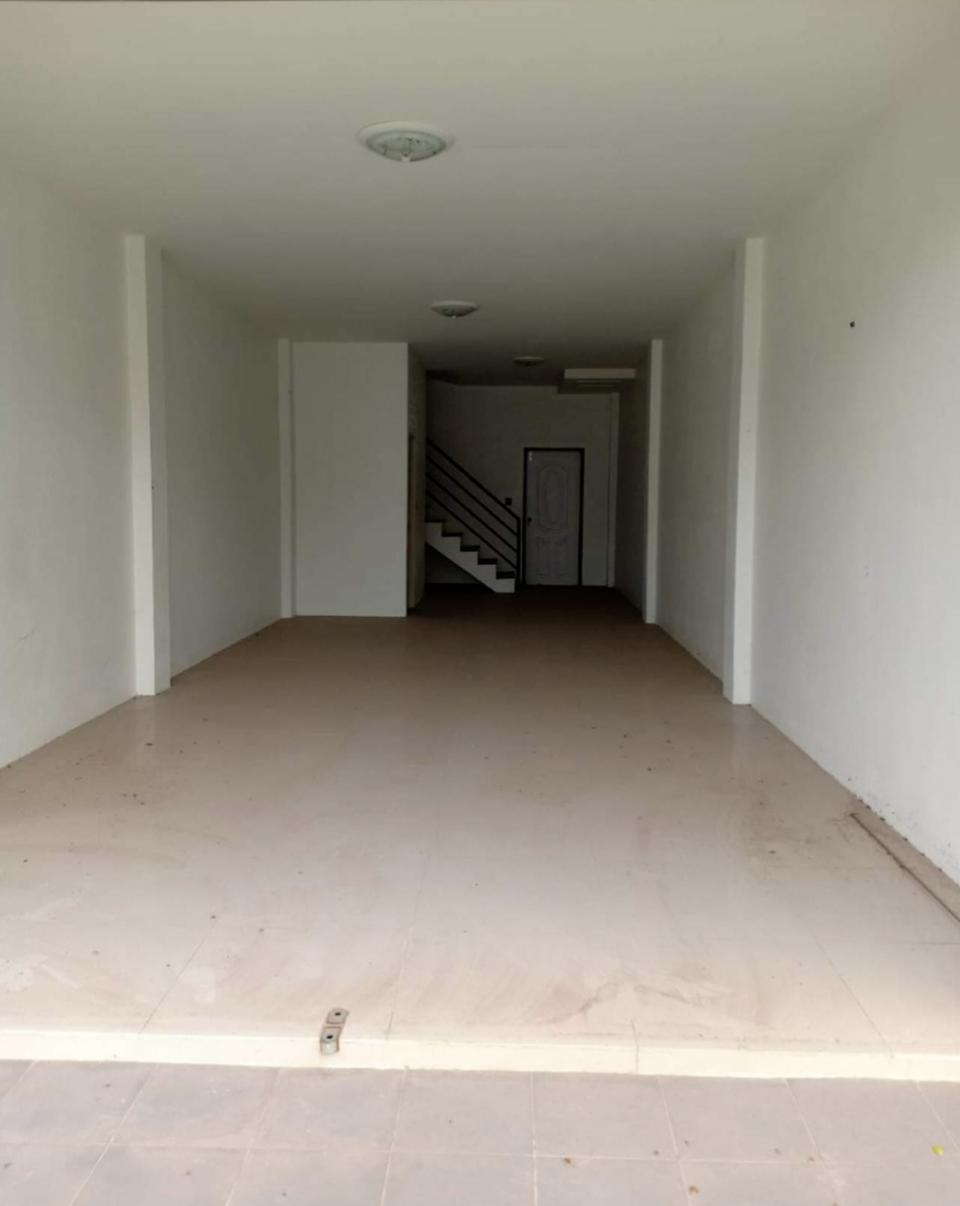 ประกาศฟรี! ซื้อ-ขาย-เช่า คอนโด บ้าน ทาวน์โฮม ที่ดิน และพื้นที่เชิงพาณิชย์ทั่วประเทศไทย ทุกทำเล ทุกงบประมาณ ไม่มีค่าใช้จ่าย ลงง่าย ขายไว เข้าถึงผู้ซื้อโดยตรง 4 314349pic3.jpg