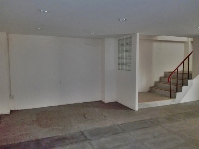 ประกาศฟรี! ซื้อ-ขาย-เช่า คอนโด บ้าน ทาวน์โฮม ที่ดิน และพื้นที่เชิงพาณิชย์ทั่วประเทศไทย ทุกทำเล ทุกงบประมาณ ไม่มีค่าใช้จ่าย ลงง่าย ขายไว เข้าถึงผู้ซื้อโดยตรง 4 251092pic3.jpg