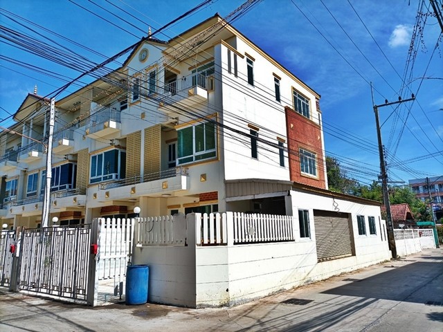 ประกาศฟรี! ซื้อ-ขาย-เช่า คอนโด บ้าน ทาวน์โฮม ที่ดิน และพื้นที่เชิงพาณิชย์ทั่วประเทศไทย ทุกทำเล ทุกงบประมาณ ไม่มีค่าใช้จ่าย ลงง่าย ขายไว เข้าถึงผู้ซื้อโดยตรง 2 251087pic1.jpg