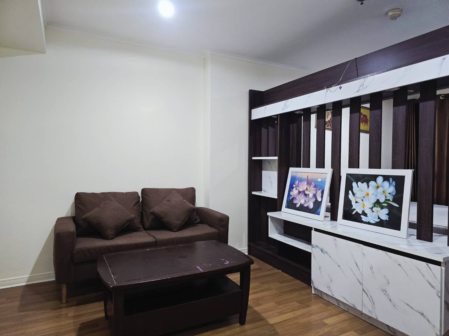 ประกาศฟรี! ซื้อ-ขาย-เช่า คอนโด บ้าน ทาวน์โฮม ที่ดิน และพื้นที่เชิงพาณิชย์ทั่วประเทศไทย ทุกทำเล ทุกงบประมาณ ไม่มีค่าใช้จ่าย ลงง่าย ขายไว เข้าถึงผู้ซื้อโดยตรง 3 293803pic2.jpg