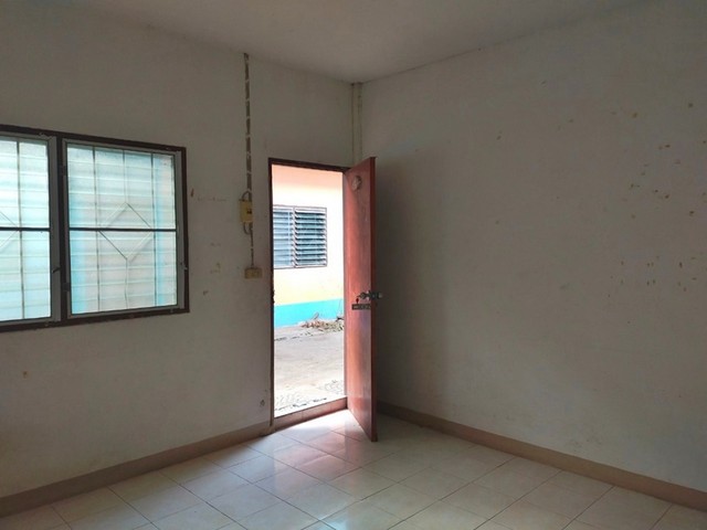 ประกาศฟรี! ซื้อ-ขาย-เช่า คอนโด บ้าน ทาวน์โฮม ที่ดิน และพื้นที่เชิงพาณิชย์ทั่วประเทศไทย ทุกทำเล ทุกงบประมาณ ไม่มีค่าใช้จ่าย ลงง่าย ขายไว เข้าถึงผู้ซื้อโดยตรง 5 251076pic4.jpg