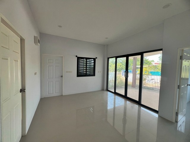 ประกาศฟรี! ซื้อ-ขาย-เช่า คอนโด บ้าน ทาวน์โฮม ที่ดิน และพื้นที่เชิงพาณิชย์ทั่วประเทศไทย ทุกทำเล ทุกงบประมาณ ไม่มีค่าใช้จ่าย ลงง่าย ขายไว เข้าถึงผู้ซื้อโดยตรง 3 251072pic2.jpg