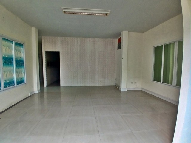 ประกาศฟรี! ซื้อ-ขาย-เช่า คอนโด บ้าน ทาวน์โฮม ที่ดิน และพื้นที่เชิงพาณิชย์ทั่วประเทศไทย ทุกทำเล ทุกงบประมาณ ไม่มีค่าใช้จ่าย ลงง่าย ขายไว เข้าถึงผู้ซื้อโดยตรง 5 251671pic4.jpg