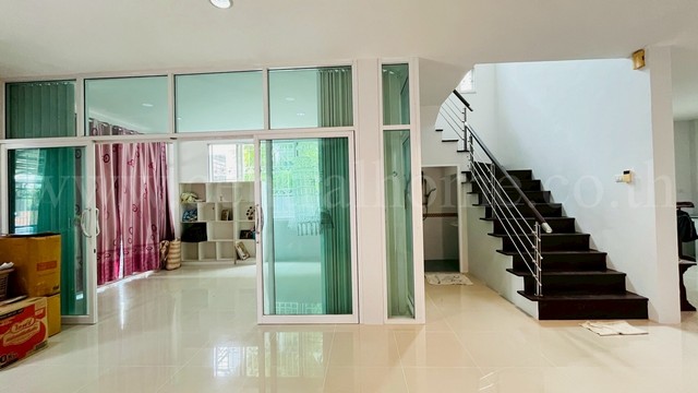 ประกาศฟรี! ซื้อ-ขาย-เช่า คอนโด บ้าน ทาวน์โฮม ที่ดิน และพื้นที่เชิงพาณิชย์ทั่วประเทศไทย ทุกทำเล ทุกงบประมาณ ไม่มีค่าใช้จ่าย ลงง่าย ขายไว เข้าถึงผู้ซื้อโดยตรง 5 235006pic4.jpg