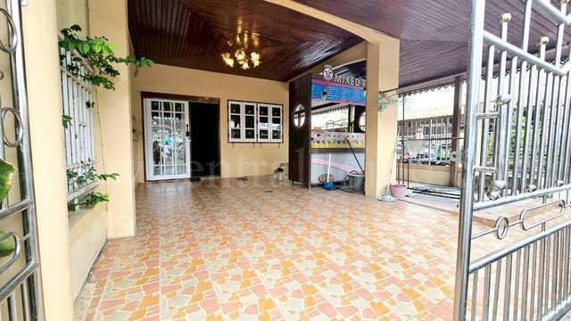 ประกาศฟรี! ซื้อ-ขาย-เช่า คอนโด บ้าน ทาวน์โฮม ที่ดิน และพื้นที่เชิงพาณิชย์ทั่วประเทศไทย ทุกทำเล ทุกงบประมาณ ไม่มีค่าใช้จ่าย ลงง่าย ขายไว เข้าถึงผู้ซื้อโดยตรง 3 221781pic2.jpg