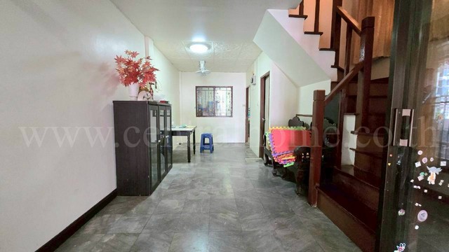 ประกาศฟรี! ซื้อ-ขาย-เช่า คอนโด บ้าน ทาวน์โฮม ที่ดิน และพื้นที่เชิงพาณิชย์ทั่วประเทศไทย ทุกทำเล ทุกงบประมาณ ไม่มีค่าใช้จ่าย ลงง่าย ขายไว เข้าถึงผู้ซื้อโดยตรง 4 221781pic3.jpg