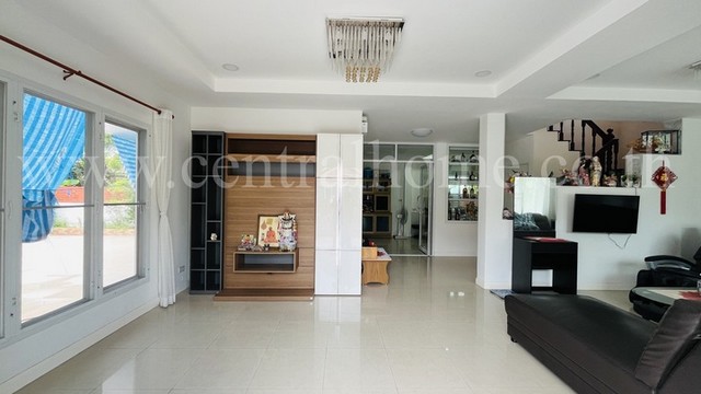 ประกาศฟรี! ซื้อ-ขาย-เช่า คอนโด บ้าน ทาวน์โฮม ที่ดิน และพื้นที่เชิงพาณิชย์ทั่วประเทศไทย ทุกทำเล ทุกงบประมาณ ไม่มีค่าใช้จ่าย ลงง่าย ขายไว เข้าถึงผู้ซื้อโดยตรง 4 175350pic3.jpg