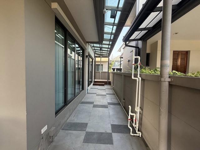 ประกาศฟรี! ซื้อ-ขาย-เช่า คอนโด บ้าน ทาวน์โฮม ที่ดิน และพื้นที่เชิงพาณิชย์ทั่วประเทศไทย ทุกทำเล ทุกงบประมาณ ไม่มีค่าใช้จ่าย ลงง่าย ขายไว เข้าถึงผู้ซื้อโดยตรง 5 512928pic4.jpg