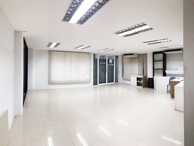 ประกาศฟรี! ซื้อ-ขาย-เช่า คอนโด บ้าน ทาวน์โฮม ที่ดิน และพื้นที่เชิงพาณิชย์ทั่วประเทศไทย ทุกทำเล ทุกงบประมาณ ไม่มีค่าใช้จ่าย ลงง่าย ขายไว เข้าถึงผู้ซื้อโดยตรง 5 512402pic4.jpg