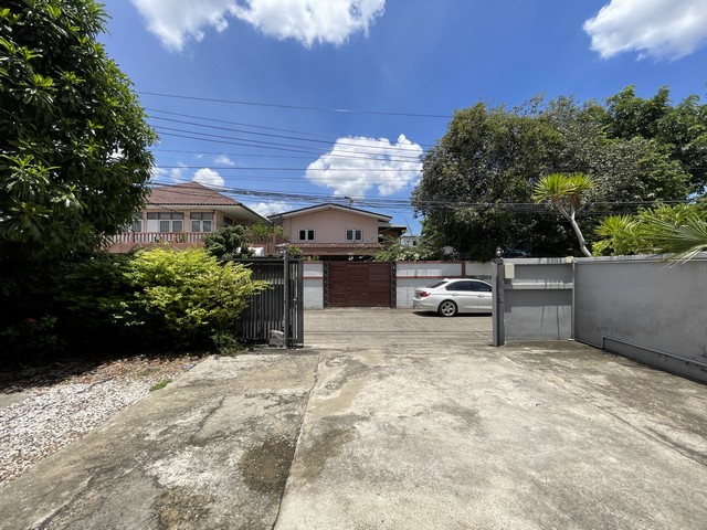 ประกาศฟรี! ซื้อ-ขาย-เช่า คอนโด บ้าน ทาวน์โฮม ที่ดิน และพื้นที่เชิงพาณิชย์ทั่วประเทศไทย ทุกทำเล ทุกงบประมาณ ไม่มีค่าใช้จ่าย ลงง่าย ขายไว เข้าถึงผู้ซื้อโดยตรง 2 512399pic1.jpg