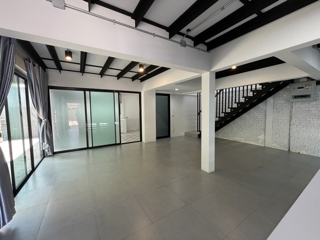 ประกาศฟรี! ซื้อ-ขาย-เช่า คอนโด บ้าน ทาวน์โฮม ที่ดิน และพื้นที่เชิงพาณิชย์ทั่วประเทศไทย ทุกทำเล ทุกงบประมาณ ไม่มีค่าใช้จ่าย ลงง่าย ขายไว เข้าถึงผู้ซื้อโดยตรง 5 512399pic4.jpg