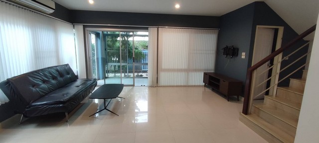 ประกาศฟรี! ซื้อ-ขาย-เช่า คอนโด บ้าน ทาวน์โฮม ที่ดิน และพื้นที่เชิงพาณิชย์ทั่วประเทศไทย ทุกทำเล ทุกงบประมาณ ไม่มีค่าใช้จ่าย ลงง่าย ขายไว เข้าถึงผู้ซื้อโดยตรง 3 513322pic2.jpg