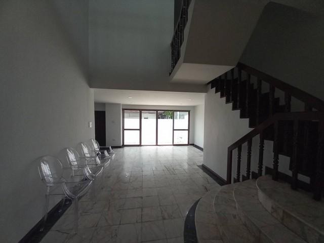 ประกาศฟรี! ซื้อ-ขาย-เช่า คอนโด บ้าน ทาวน์โฮม ที่ดิน และพื้นที่เชิงพาณิชย์ทั่วประเทศไทย ทุกทำเล ทุกงบประมาณ ไม่มีค่าใช้จ่าย ลงง่าย ขายไว เข้าถึงผู้ซื้อโดยตรง 5 512522pic4.jpg