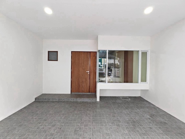 ประกาศฟรี! ซื้อ-ขาย-เช่า คอนโด บ้าน ทาวน์โฮม ที่ดิน และพื้นที่เชิงพาณิชย์ทั่วประเทศไทย ทุกทำเล ทุกงบประมาณ ไม่มีค่าใช้จ่าย ลงง่าย ขายไว เข้าถึงผู้ซื้อโดยตรง 4 512460pic3.jpg