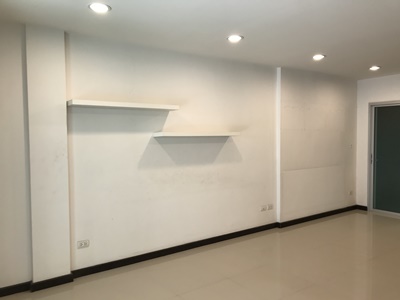 ประกาศฟรี! ซื้อ-ขาย-เช่า คอนโด บ้าน ทาวน์โฮม ที่ดิน และพื้นที่เชิงพาณิชย์ทั่วประเทศไทย ทุกทำเล ทุกงบประมาณ ไม่มีค่าใช้จ่าย ลงง่าย ขายไว เข้าถึงผู้ซื้อโดยตรง 3 513102pic2.jpg