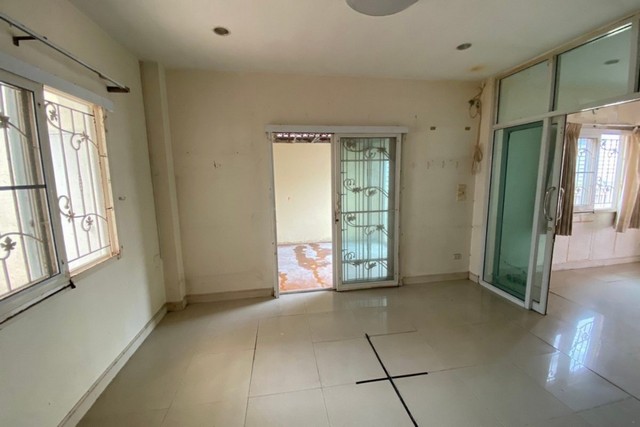 ประกาศฟรี! ซื้อ-ขาย-เช่า คอนโด บ้าน ทาวน์โฮม ที่ดิน และพื้นที่เชิงพาณิชย์ทั่วประเทศไทย ทุกทำเล ทุกงบประมาณ ไม่มีค่าใช้จ่าย ลงง่าย ขายไว เข้าถึงผู้ซื้อโดยตรง 5 251666pic4.jpg