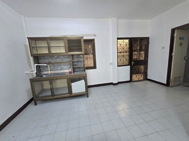 ประกาศฟรี! ซื้อ-ขาย-เช่า คอนโด บ้าน ทาวน์โฮม ที่ดิน และพื้นที่เชิงพาณิชย์ทั่วประเทศไทย ทุกทำเล ทุกงบประมาณ ไม่มีค่าใช้จ่าย ลงง่าย ขายไว เข้าถึงผู้ซื้อโดยตรง 4 314782pic3.jpg