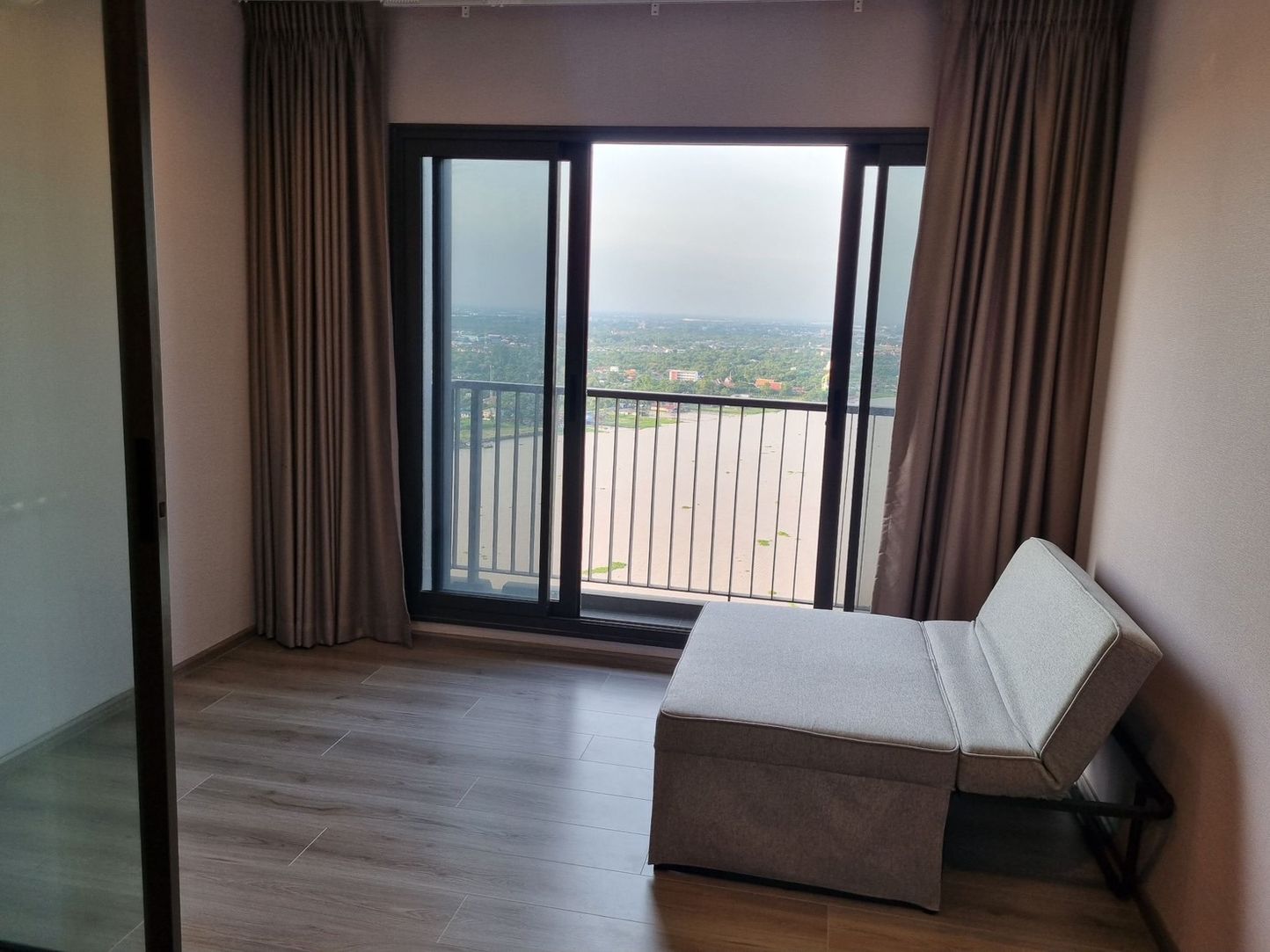 ประกาศฟรี! ซื้อ-ขาย-เช่า คอนโด บ้าน ทาวน์โฮม ที่ดิน และพื้นที่เชิงพาณิชย์ทั่วประเทศไทย ทุกทำเล ทุกงบประมาณ ไม่มีค่าใช้จ่าย ลงง่าย ขายไว เข้าถึงผู้ซื้อโดยตรง 3 314541pic2.jpg