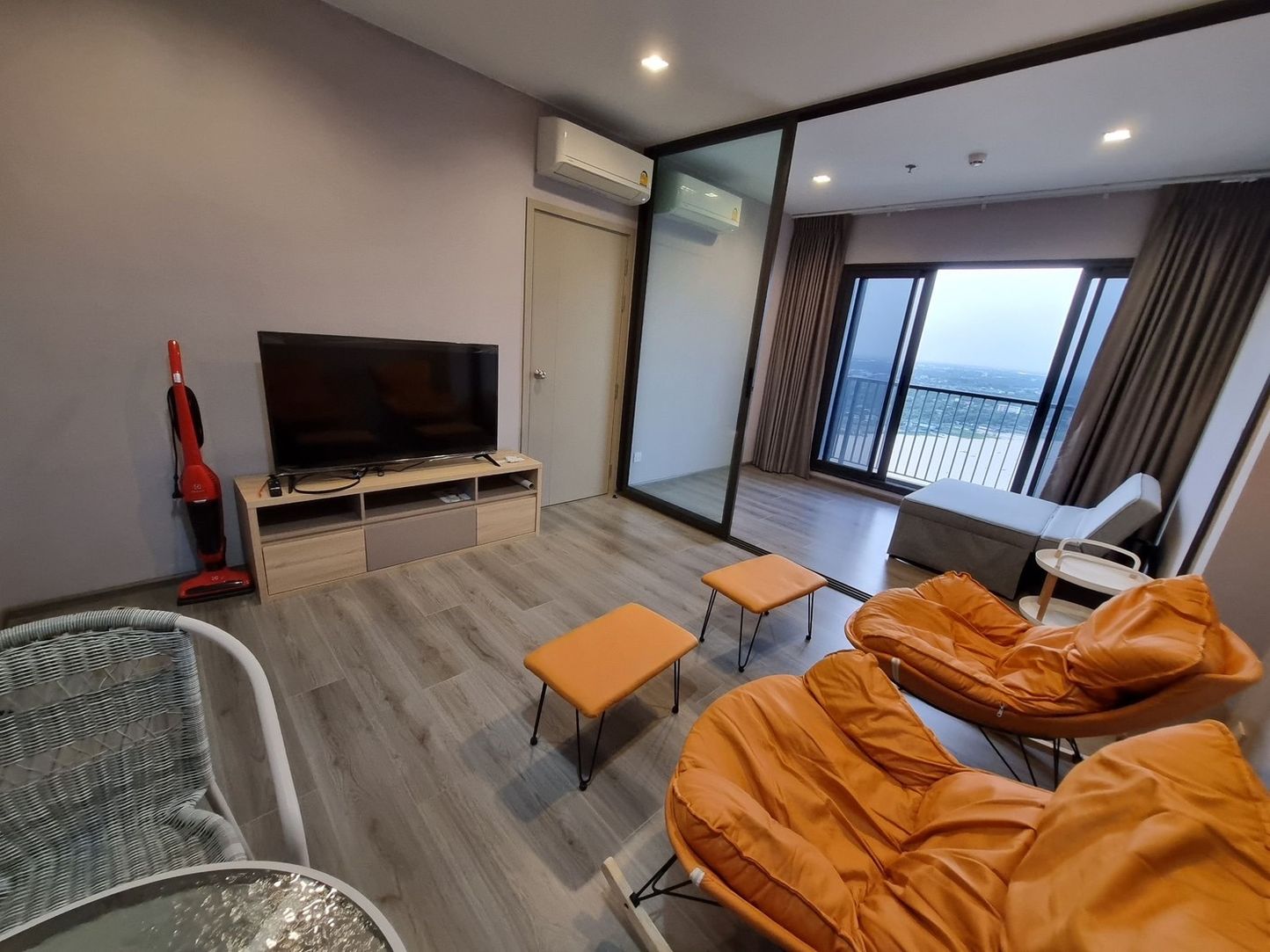 ประกาศฟรี! ซื้อ-ขาย-เช่า คอนโด บ้าน ทาวน์โฮม ที่ดิน และพื้นที่เชิงพาณิชย์ทั่วประเทศไทย ทุกทำเล ทุกงบประมาณ ไม่มีค่าใช้จ่าย ลงง่าย ขายไว เข้าถึงผู้ซื้อโดยตรง 5 314541pic4.jpg