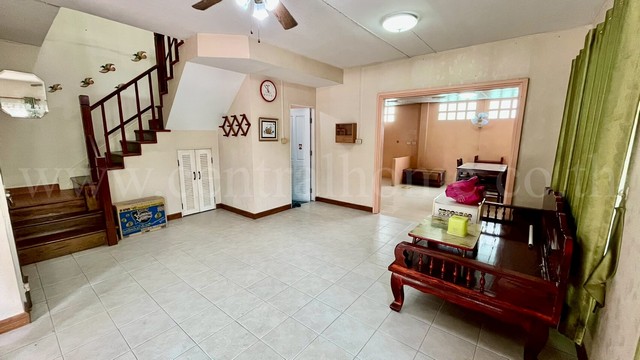 ประกาศฟรี! ซื้อ-ขาย-เช่า คอนโด บ้าน ทาวน์โฮม ที่ดิน และพื้นที่เชิงพาณิชย์ทั่วประเทศไทย ทุกทำเล ทุกงบประมาณ ไม่มีค่าใช้จ่าย ลงง่าย ขายไว เข้าถึงผู้ซื้อโดยตรง 4 291935pic3.jpg