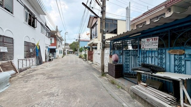 ประกาศฟรี! ซื้อ-ขาย-เช่า คอนโด บ้าน ทาวน์โฮม ที่ดิน และพื้นที่เชิงพาณิชย์ทั่วประเทศไทย ทุกทำเล ทุกงบประมาณ ไม่มีค่าใช้จ่าย ลงง่าย ขายไว เข้าถึงผู้ซื้อโดยตรง 3 244155pic2.jpg