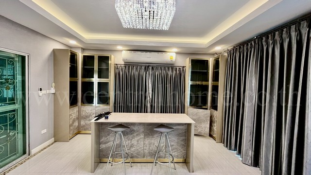 ประกาศฟรี! ซื้อ-ขาย-เช่า คอนโด บ้าน ทาวน์โฮม ที่ดิน และพื้นที่เชิงพาณิชย์ทั่วประเทศไทย ทุกทำเล ทุกงบประมาณ ไม่มีค่าใช้จ่าย ลงง่าย ขายไว เข้าถึงผู้ซื้อโดยตรง 5 233997pic4.jpg