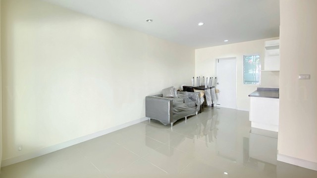 ประกาศฟรี! ซื้อ-ขาย-เช่า คอนโด บ้าน ทาวน์โฮม ที่ดิน และพื้นที่เชิงพาณิชย์ทั่วประเทศไทย ทุกทำเล ทุกงบประมาณ ไม่มีค่าใช้จ่าย ลงง่าย ขายไว เข้าถึงผู้ซื้อโดยตรง 3 228678pic2.jpg