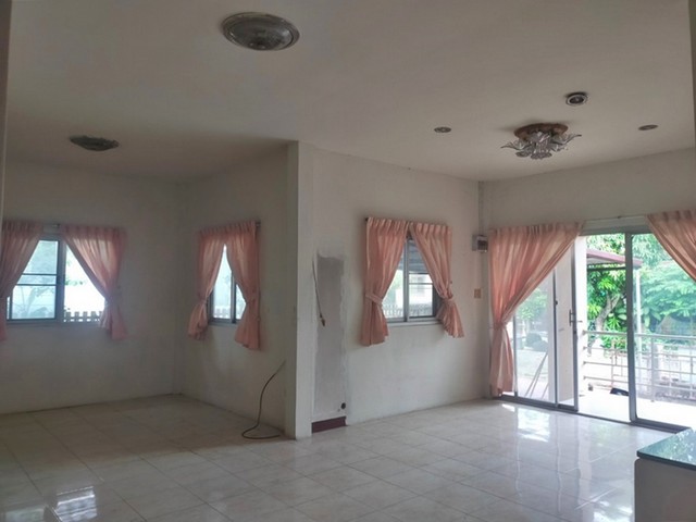 ประกาศฟรี! ซื้อ-ขาย-เช่า คอนโด บ้าน ทาวน์โฮม ที่ดิน และพื้นที่เชิงพาณิชย์ทั่วประเทศไทย ทุกทำเล ทุกงบประมาณ ไม่มีค่าใช้จ่าย ลงง่าย ขายไว เข้าถึงผู้ซื้อโดยตรง 4 251879pic3.jpg