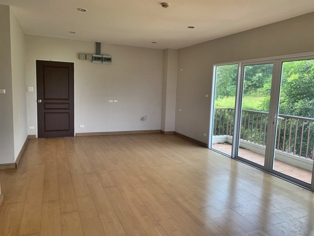 ประกาศฟรี! ซื้อ-ขาย-เช่า คอนโด บ้าน ทาวน์โฮม ที่ดิน และพื้นที่เชิงพาณิชย์ทั่วประเทศไทย ทุกทำเล ทุกงบประมาณ ไม่มีค่าใช้จ่าย ลงง่าย ขายไว เข้าถึงผู้ซื้อโดยตรง 3 251736pic2.jpg