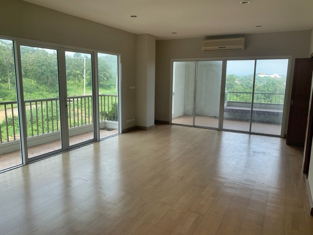 ประกาศฟรี! ซื้อ-ขาย-เช่า คอนโด บ้าน ทาวน์โฮม ที่ดิน และพื้นที่เชิงพาณิชย์ทั่วประเทศไทย ทุกทำเล ทุกงบประมาณ ไม่มีค่าใช้จ่าย ลงง่าย ขายไว เข้าถึงผู้ซื้อโดยตรง 4 251736pic3.jpg