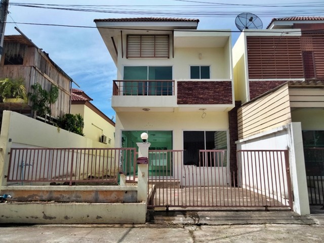 ประกาศฟรี! ซื้อ-ขาย-เช่า คอนโด บ้าน ทาวน์โฮม ที่ดิน และพื้นที่เชิงพาณิชย์ทั่วประเทศไทย ทุกทำเล ทุกงบประมาณ ไม่มีค่าใช้จ่าย ลงง่าย ขายไว เข้าถึงผู้ซื้อโดยตรง 2 251733pic1.jpg