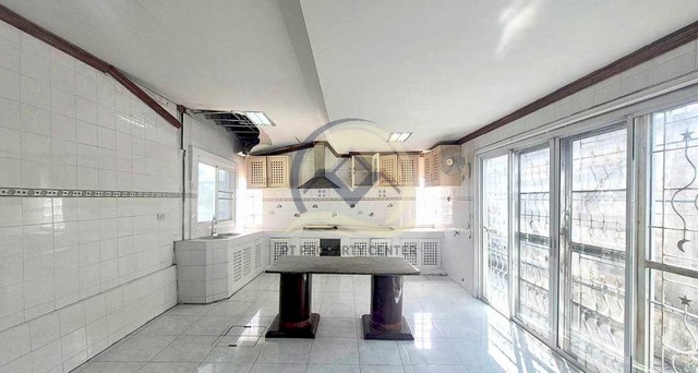 ประกาศฟรี! ซื้อ-ขาย-เช่า คอนโด บ้าน ทาวน์โฮม ที่ดิน และพื้นที่เชิงพาณิชย์ทั่วประเทศไทย ทุกทำเล ทุกงบประมาณ ไม่มีค่าใช้จ่าย ลงง่าย ขายไว เข้าถึงผู้ซื้อโดยตรง 5 314864pic4.jpg