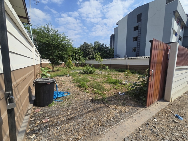 ประกาศฟรี! ซื้อ-ขาย-เช่า คอนโด บ้าน ทาวน์โฮม ที่ดิน และพื้นที่เชิงพาณิชย์ทั่วประเทศไทย ทุกทำเล ทุกงบประมาณ ไม่มีค่าใช้จ่าย ลงง่าย ขายไว เข้าถึงผู้ซื้อโดยตรง 3 513378pic2.jpg