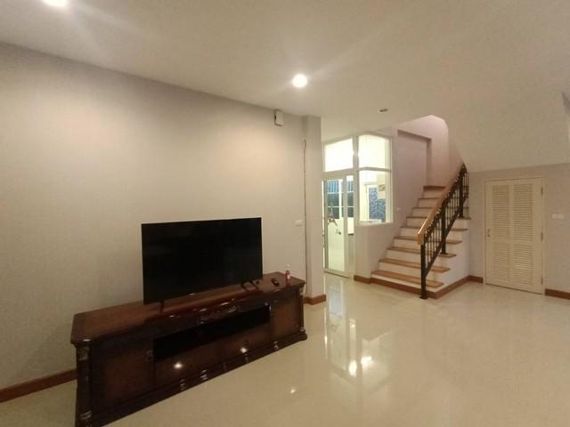 ประกาศฟรี! ซื้อ-ขาย-เช่า คอนโด บ้าน ทาวน์โฮม ที่ดิน และพื้นที่เชิงพาณิชย์ทั่วประเทศไทย ทุกทำเล ทุกงบประมาณ ไม่มีค่าใช้จ่าย ลงง่าย ขายไว เข้าถึงผู้ซื้อโดยตรง 5 513749pic4.jpg