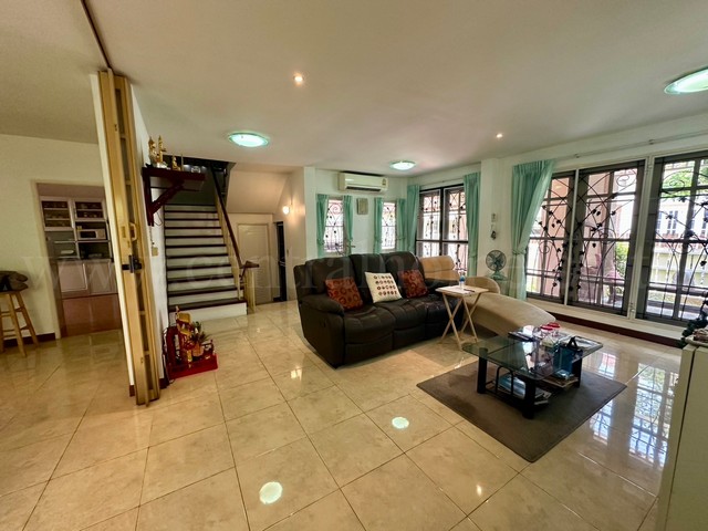 ประกาศฟรี! ซื้อ-ขาย-เช่า คอนโด บ้าน ทาวน์โฮม ที่ดิน และพื้นที่เชิงพาณิชย์ทั่วประเทศไทย ทุกทำเล ทุกงบประมาณ ไม่มีค่าใช้จ่าย ลงง่าย ขายไว เข้าถึงผู้ซื้อโดยตรง 3 202200pic2.jpg