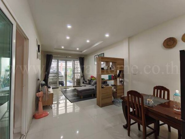 ประกาศฟรี! ซื้อ-ขาย-เช่า คอนโด บ้าน ทาวน์โฮม ที่ดิน และพื้นที่เชิงพาณิชย์ทั่วประเทศไทย ทุกทำเล ทุกงบประมาณ ไม่มีค่าใช้จ่าย ลงง่าย ขายไว เข้าถึงผู้ซื้อโดยตรง 4 202198pic3.jpg