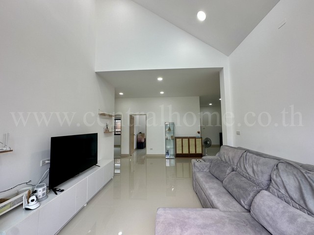 ประกาศฟรี! ซื้อ-ขาย-เช่า คอนโด บ้าน ทาวน์โฮม ที่ดิน และพื้นที่เชิงพาณิชย์ทั่วประเทศไทย ทุกทำเล ทุกงบประมาณ ไม่มีค่าใช้จ่าย ลงง่าย ขายไว เข้าถึงผู้ซื้อโดยตรง 3 288876pic2.jpg