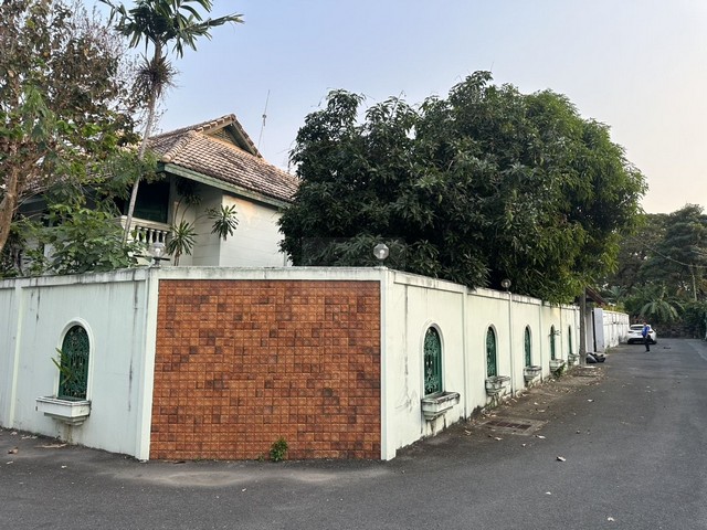 ประกาศฟรี! ซื้อ-ขาย-เช่า คอนโด บ้าน ทาวน์โฮม ที่ดิน และพื้นที่เชิงพาณิชย์ทั่วประเทศไทย ทุกทำเล ทุกงบประมาณ ไม่มีค่าใช้จ่าย ลงง่าย ขายไว เข้าถึงผู้ซื้อโดยตรง 2 512752pic1.jpg