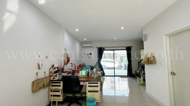 ประกาศฟรี! ซื้อ-ขาย-เช่า คอนโด บ้าน ทาวน์โฮม ที่ดิน และพื้นที่เชิงพาณิชย์ทั่วประเทศไทย ทุกทำเล ทุกงบประมาณ ไม่มีค่าใช้จ่าย ลงง่าย ขายไว เข้าถึงผู้ซื้อโดยตรง 4 293970pic3.jpg