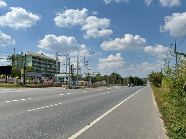 ประกาศฟรี! ซื้อ-ขาย-เช่า คอนโด บ้าน ทาวน์โฮม ที่ดิน และพื้นที่เชิงพาณิชย์ทั่วประเทศไทย ทุกทำเล ทุกงบประมาณ ไม่มีค่าใช้จ่าย ลงง่าย ขายไว เข้าถึงผู้ซื้อโดยตรง 2 314917pic1.jpg